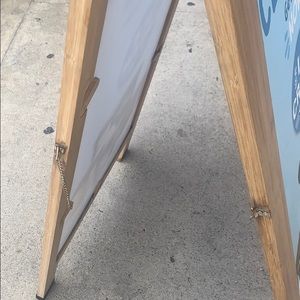 Meet your Posher, Eddie